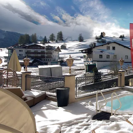 ホテル Alpen-herz Romantik & - Adults Only 4*